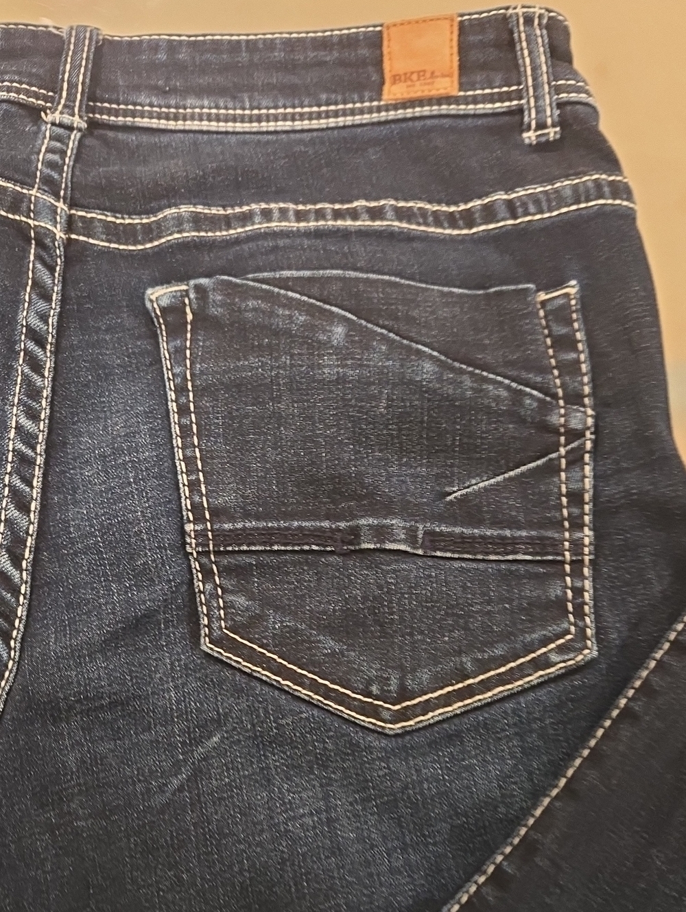BKE Women’s Dark Blue High-Rise Jeans with Contrast Stitching